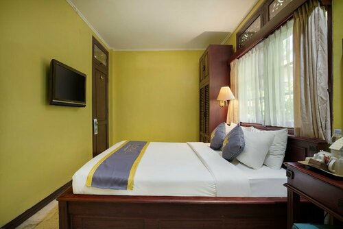 Royal Tunjung Hotel & Villa Legian - CHSE Certified, Prenota Hotel Legian Badung