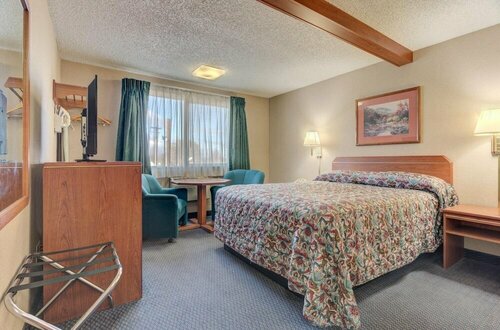 Redmond Inn, Varaa Motelli Redmond hotellit, joissa on uima-allas, Uima-allas