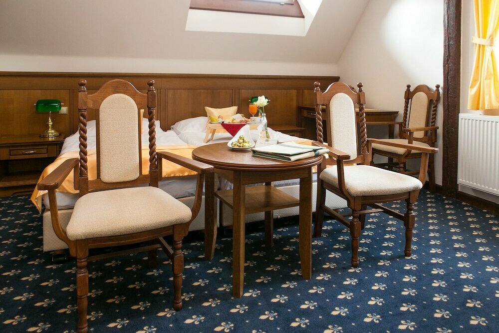 Hotel Rožmberský dvůr