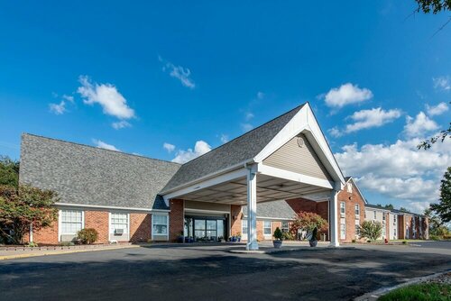 Quality Inn Morgantown, Забронировать Отель Моргантаун 