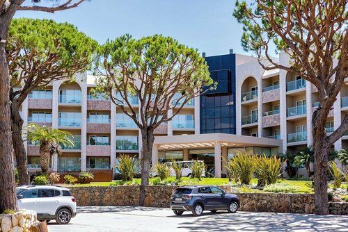 Falésia Hotel, Reserva ahora Hotel Hoteles en Algarve con aparcamiento, Aparcamiento