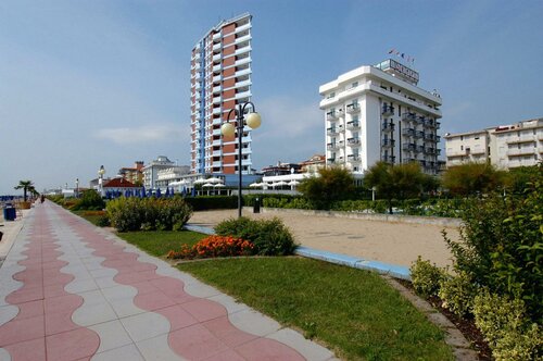Hotel Beny, Забронировать Отель Отели Лидо ди Езоло 3 звезды, рядом с Torino Square, 3*