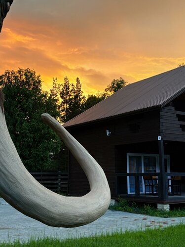 Baza Otdykha Mamont, Rezerwuj Baza turystyczna Elekmonar Chemal'skij trakt