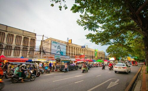 Icon Park Hotel, Chiang Mai- SHA Extra Plus, Забронировать Отель Отели Чиангмай 4 звезды, рядом с Wat Koo Tao, 4*