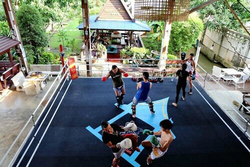 Sor Vorapin Muay Thai Home, Забронировать Отель Талингчан Бангкок