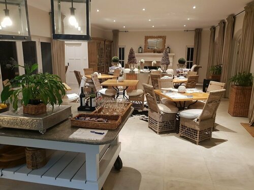 Maison dAil Guest House, Забронировать Отель Бизнес-отели Франсхук, рядом с Винный трамвай Франшхук, 4* 5*