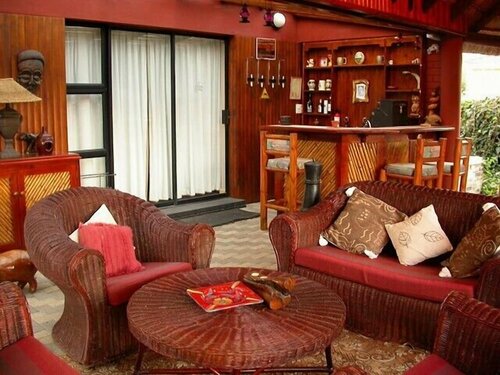 Constantia Vista Guest House, Забронировать Апарт-отель Гудвуд Кейптаун