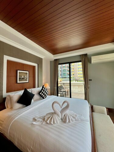 Yotaka Boutique Hotel