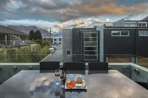 15 Melbourne by Staysouth, Забронировать Апартаменты/квартира Отели Отаго с парковкой, Парковка