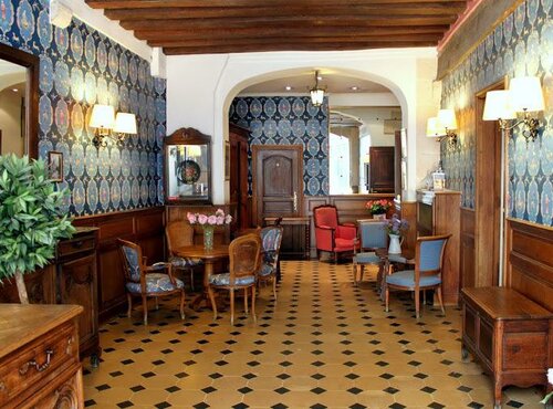 Hotel du Lys, Забронировать Гостевой дом Гостевые дома Парижа, рядом с Станция метро Odéon, Гостевой дом