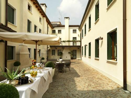 Albergo Residence Roma Hotel Camposampiero, Забронировать Отель Падуя Венето