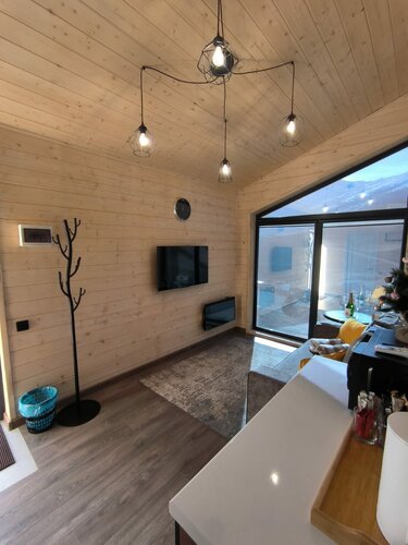 Wood House Fiagdon, Забронировать Гостевой дом Урикау 