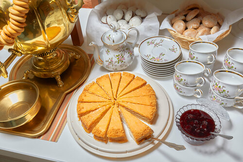Grafskij Hotel, Rezervovat Hotel Moskva hotely se snídaní, Snídaně