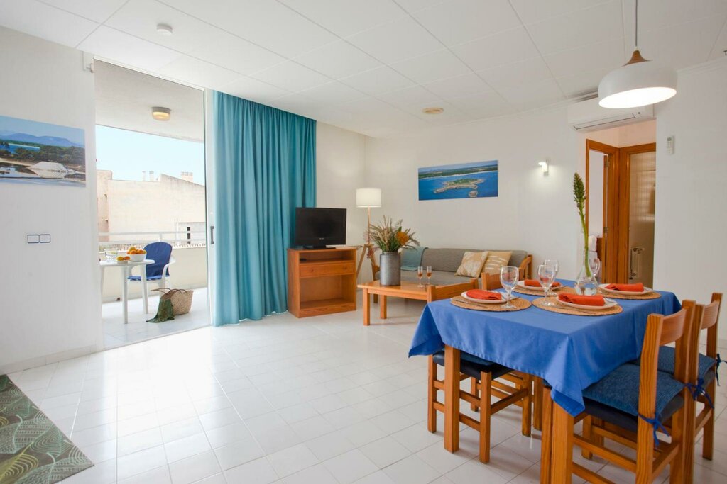 Apartamentos Es Trenc