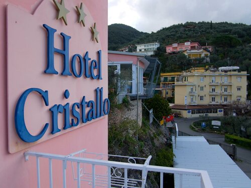 Hotel Cristallo, Забронировать Отель Отели Леричи с завтраком, Завтраки