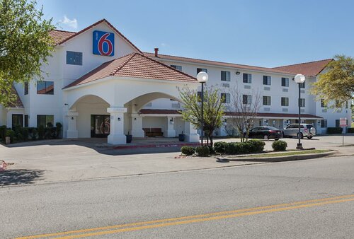 Motel 6-Bedford, TX - Fort Worth, Забронировать Мотель Бедфорд Dallas - Fort Worth Metropolitan Area