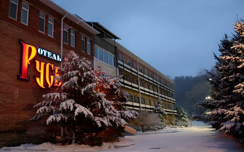 Отель Русь, Забронировать Отель Отели Владивостокского городского округа с бассейном, Бассейн