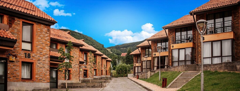 Teghenis Resort