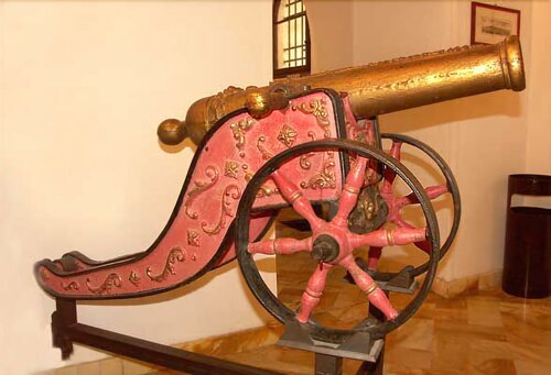 Albergo Cannon dOro, Забронировать Отель Отели Сиены с парковкой, рядом с Piazza Salimbeni, Парковка