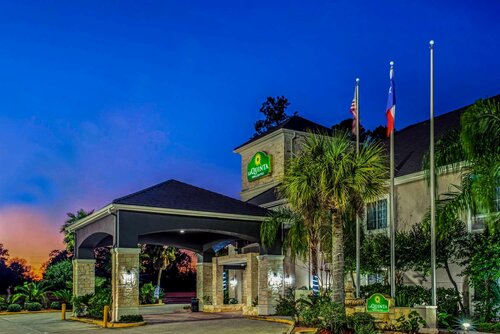 La Quinta Inn & Suites by Wyndham Kingwood Houston IAH Airpt, Book Hotel SPA-hoteller i Houston, SPA