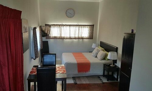 Beachway B&B, Book Bed and Breakfast Port Elizabeth Central 