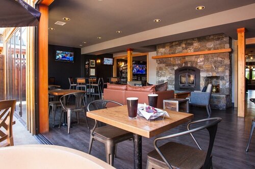 The Lodge at Arrow Lakes, Забронировать Мини-отель Отели Нейкусп 3 звезды, 3*