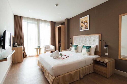 My Villa Hotel - Airport, Забронировать Отель Танбинь Хошимин