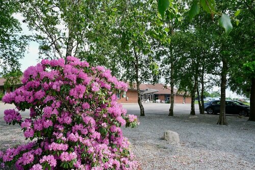Hotel Lynggaarden, Забронировать Отель Хернинг Центральная Ютландия