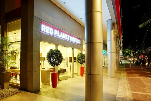 Red Planet Manila Aseana City, Забронировать Отель Паранак Metro Manila