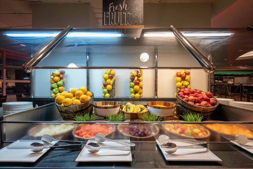 DoubleTree by Hilton Cairns, Забронировать Отель Кэрнс Cairns and Northern Beaches