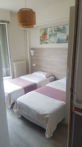 Hotel Le Green, Забронировать Отель Перре Гавр, рядом с Университетский колледж политических исследований: Кампус Гавра