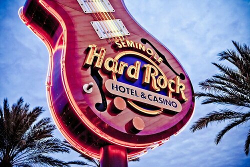Seminole Hard Rock Hotel & Casino, Забронировать Отель Торговый район на 57-й авеню штат Флорида