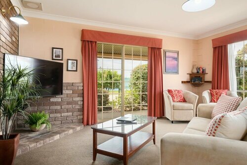 Swansea Cottages & Lodge Suites, Забронировать Отель Суонси Тасмания
