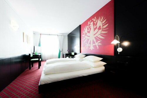 Hotel Schrofenstein, Забронировать Отель Отели Ландекк с питанием, Пансион