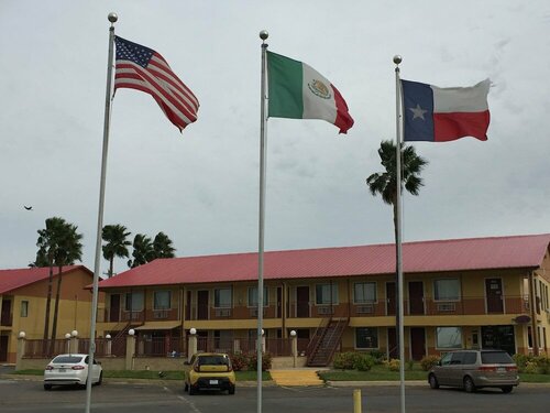 Deluxe Inn Airport, Забронировать Мини-отель Макаллен Rio Grande Valley