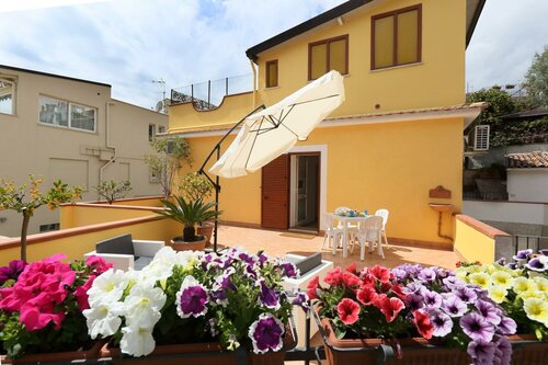 Cartolina Apartment, Rezervați Apartament Castelmola Taormina