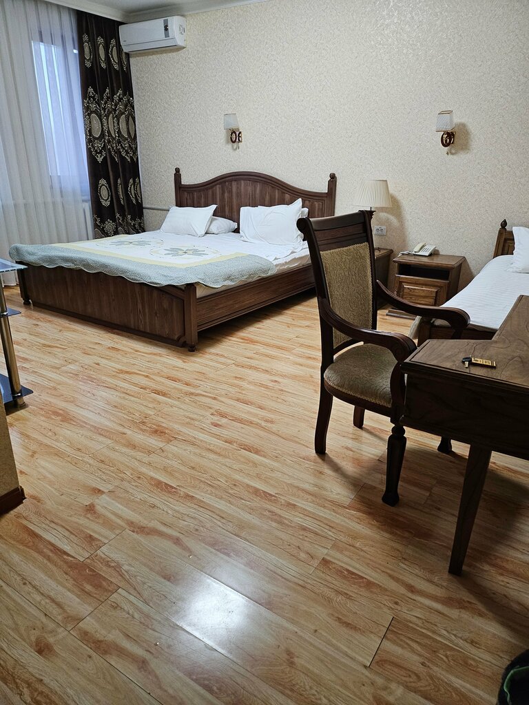 Jipek Joli Inn