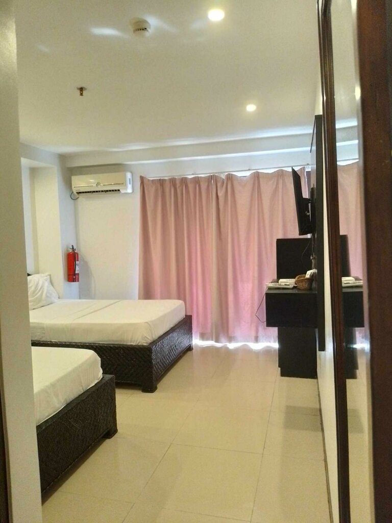 Ycl Hotel Boracay