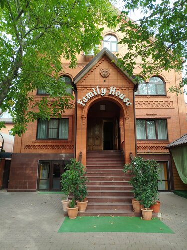 Family House, Забронировать Гостевой дом Батайск Ростовская область
