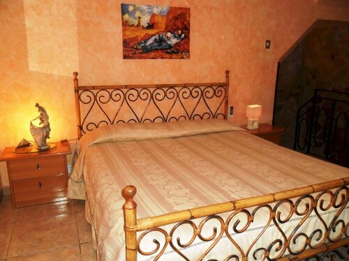 B&B Gi-Rosa Caltagirone, Забронировать Отель «постель и завтрак» Кальтаджироне Долина Ното