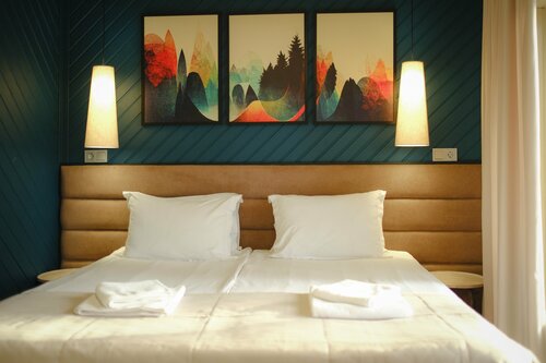 Lyubava Hotel, Rezerwuj Hotel Manżerok 