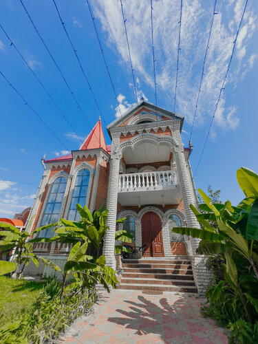 Гостевой дом Замок, Забронировать Гостевой дом Майкоп Краснодарский край