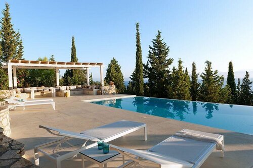 Oazis Hotel, 予約 ホテル Mykolayivka 