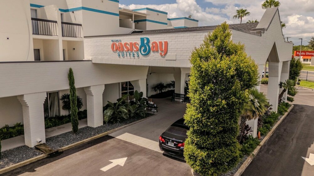 Oasis Bay Suites