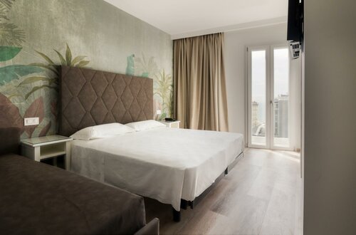 Hotel President, Забронировать Отель Лидо ди Езоло Riviera Ovest, рядом с Caribe Bay