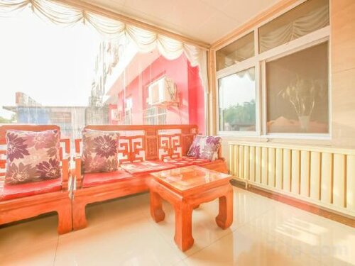 Huayi Hotel
