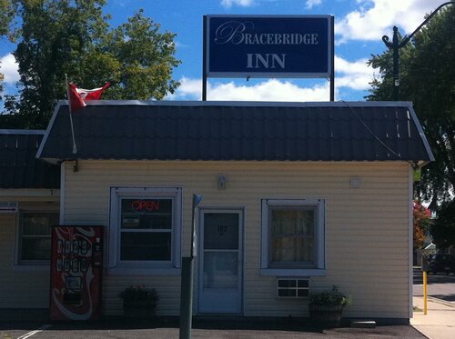 Bracebridge Inn, Rezervovat Mini-hotel Bracebridge Muskoka