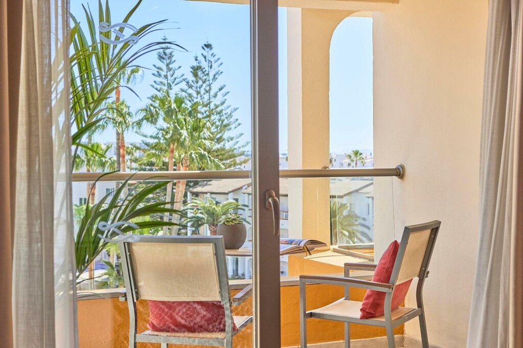 Zafiro Hotels