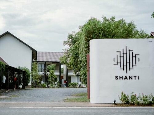 Shanti-Retreat Hotel, Забронировать Отель Пуа Нан