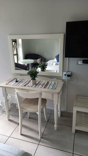 Harmony Guesthouse, Забронировать Отель «постель и завтрак» Мбомбела Мпумаланга, рядом с Sonpark Shopping centre